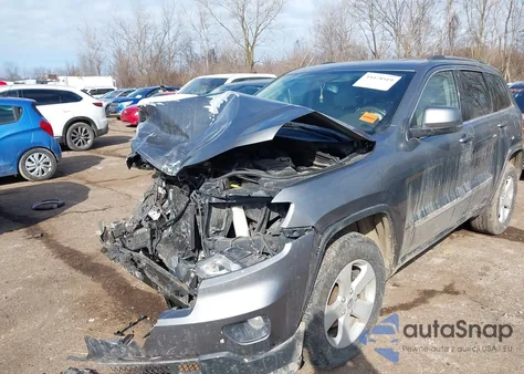 2013 Jeep Grand Cherokee Laredo z USA, uszkodzony, nr VIN 1C4RJFAG2DC582464